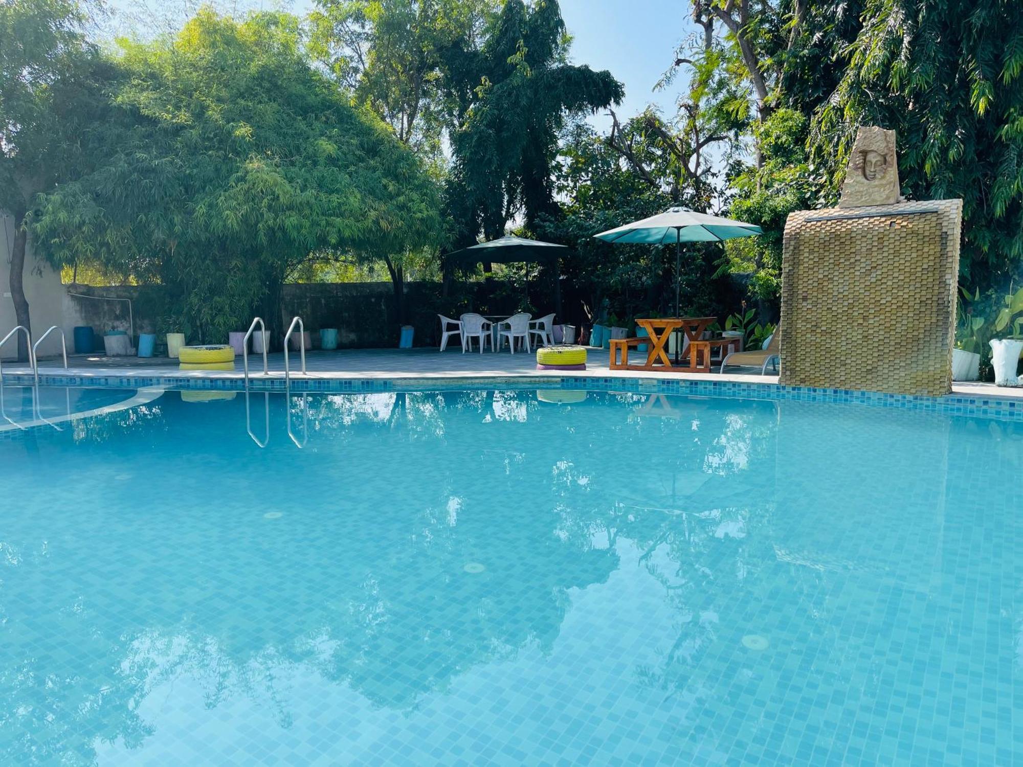 Dev Villa Resort Rajsamand Luaran gambar