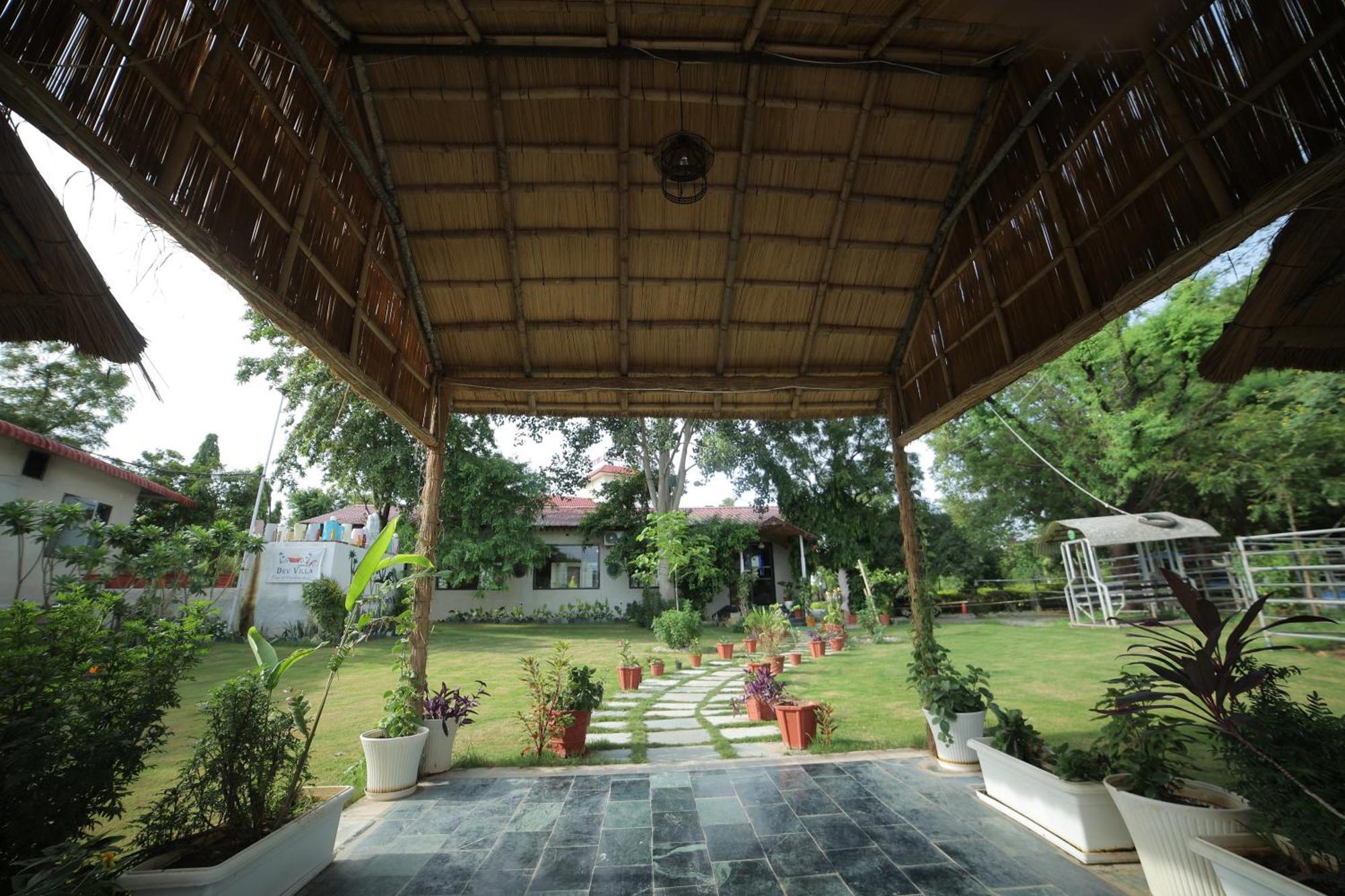 Dev Villa Resort Rajsamand Luaran gambar
